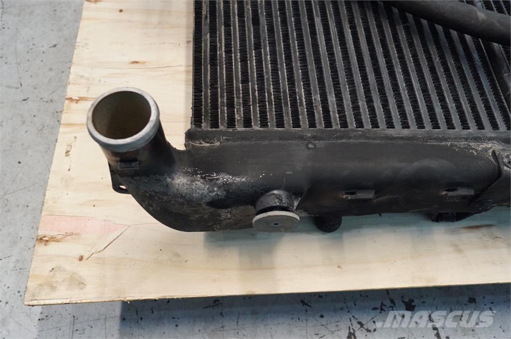 CASE Puma 200 散熱器/水箱