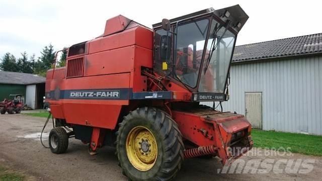Deutz-Fahr M2680 聯合收穫機