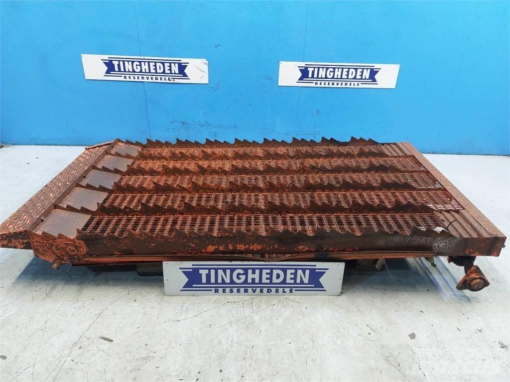 Dronningborg 900 砂鹽撒布機