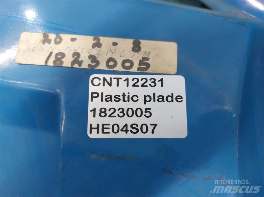 Ford 4000 駕駛室與內部