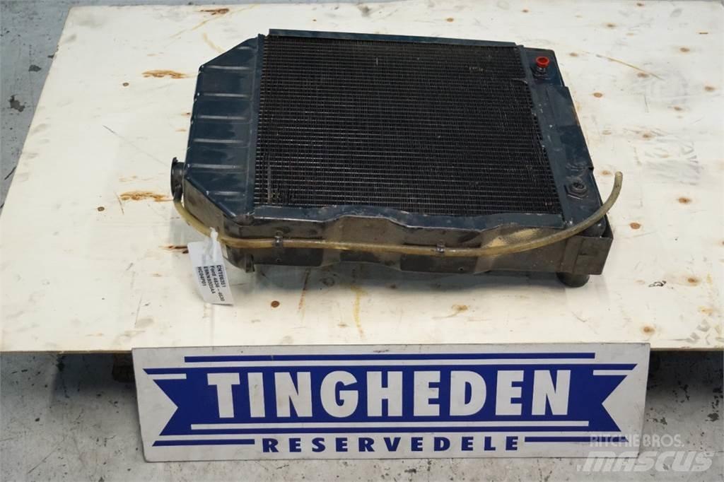 Ford 4830 散熱器/水箱