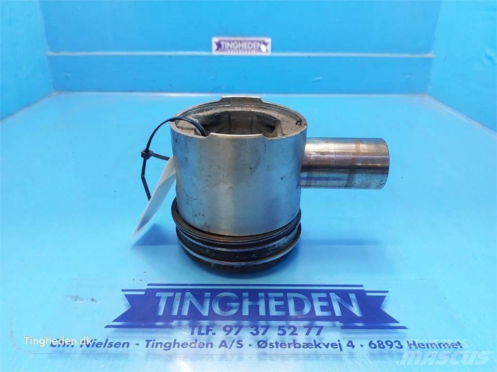 Ford 678 HT 引擎/發動機