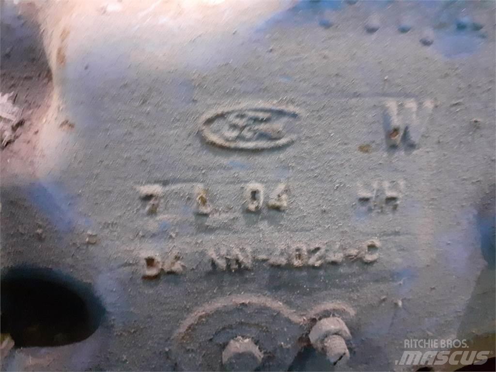 Ford 7700 傳動裝置