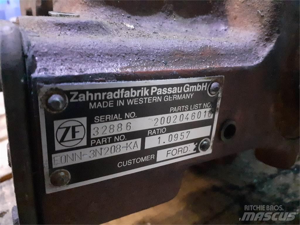 Ford 7710 傳動裝置