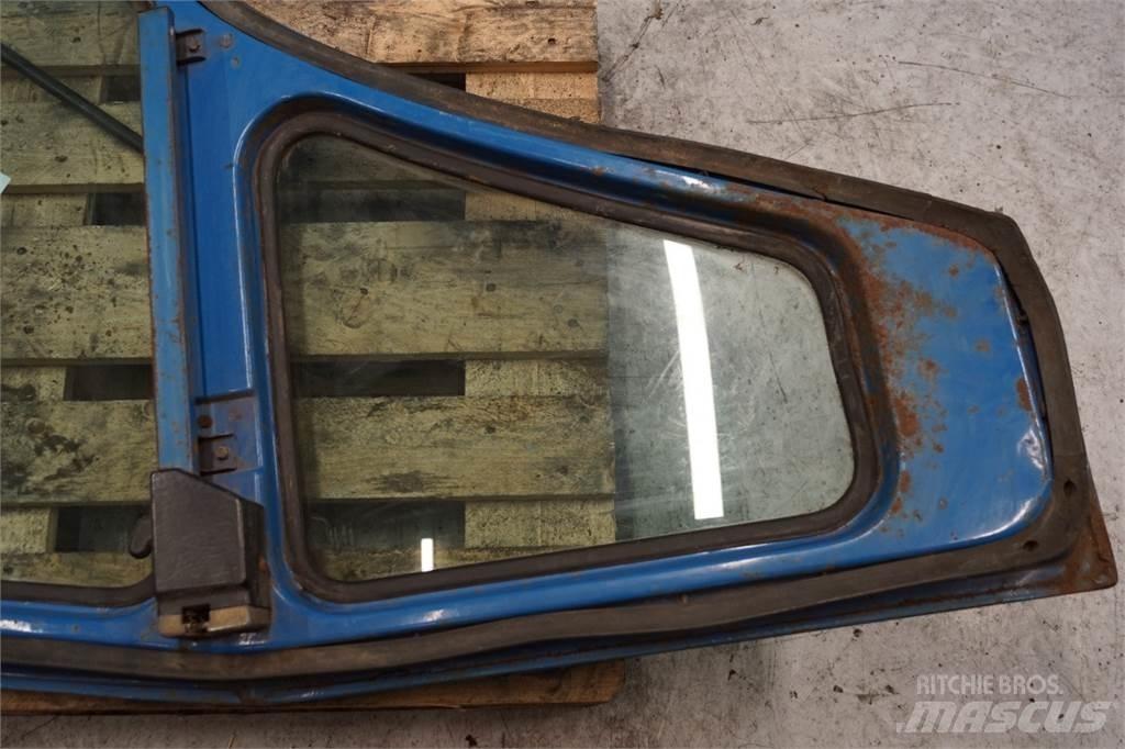 Ford 7710 駕駛室與內部
