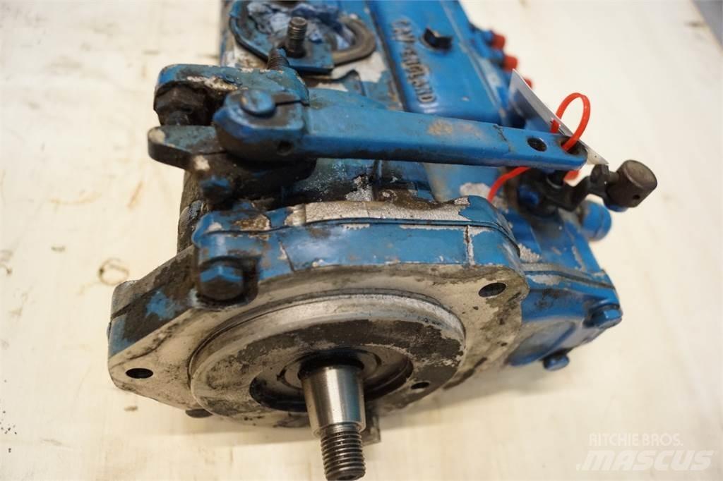 Ford 8210 引擎/發動機