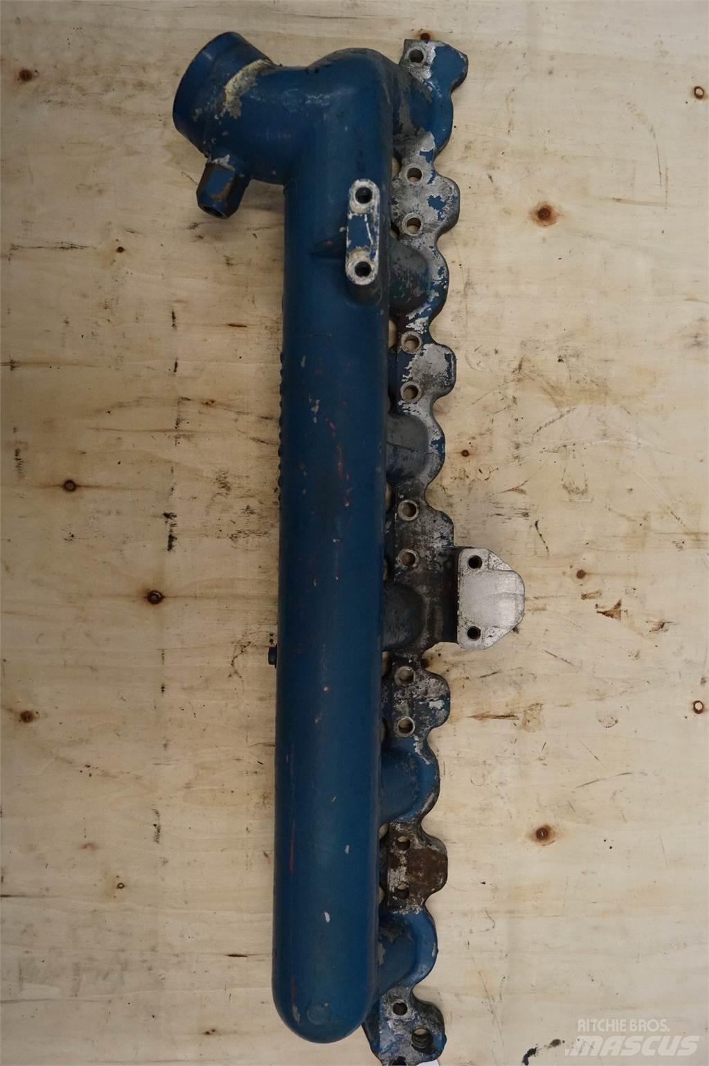 Ford 8210 引擎/發動機