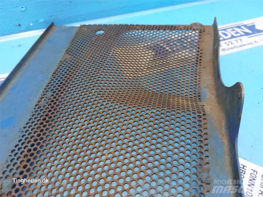 Ford 8210 其他曳引機配件