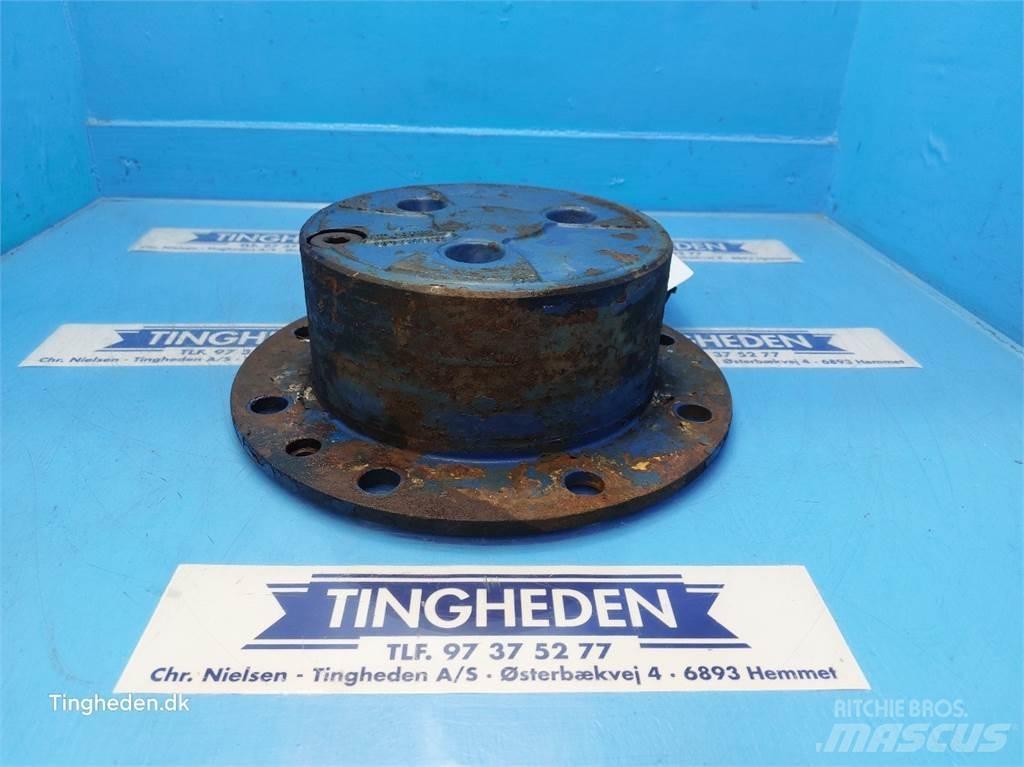 Ford 8210 其他曳引機配件
