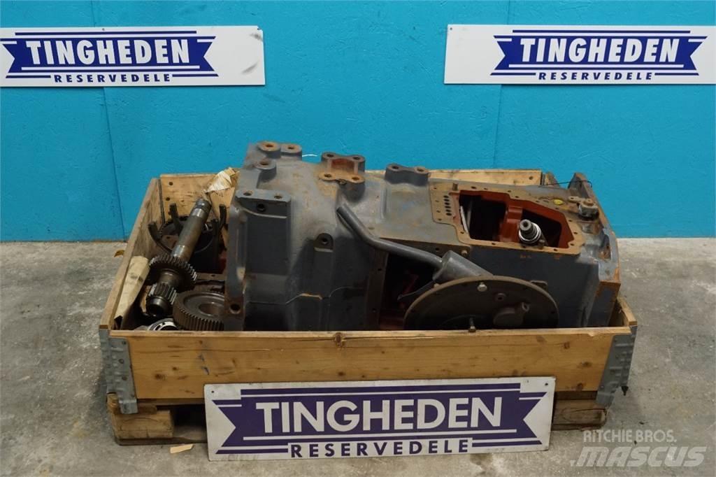 Ford 8340 傳動裝置