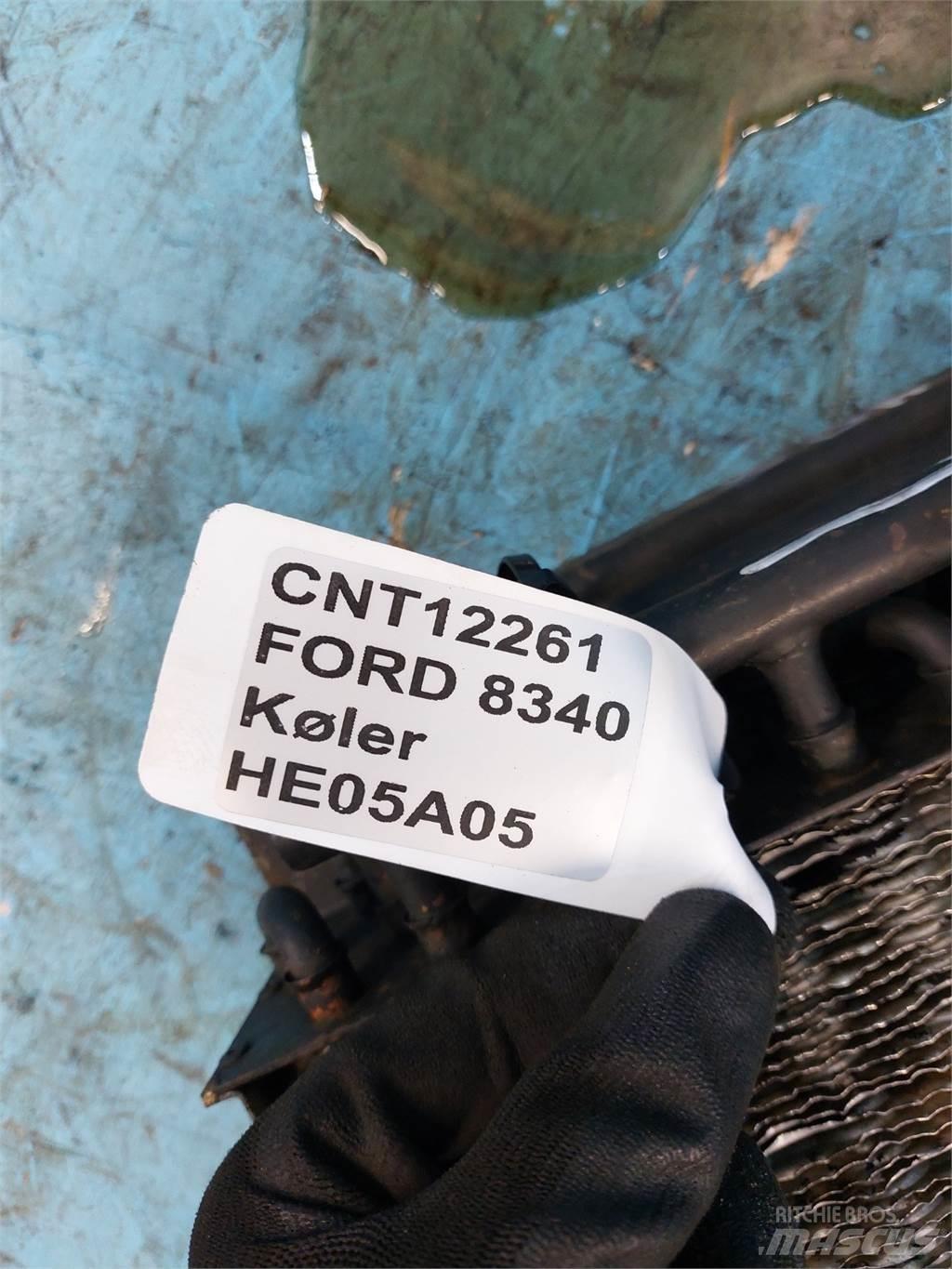 Ford 8340 散熱器/水箱