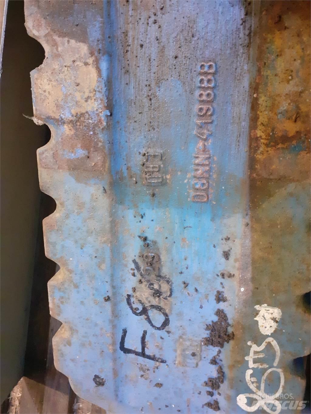 Ford 8630 其他曳引機配件