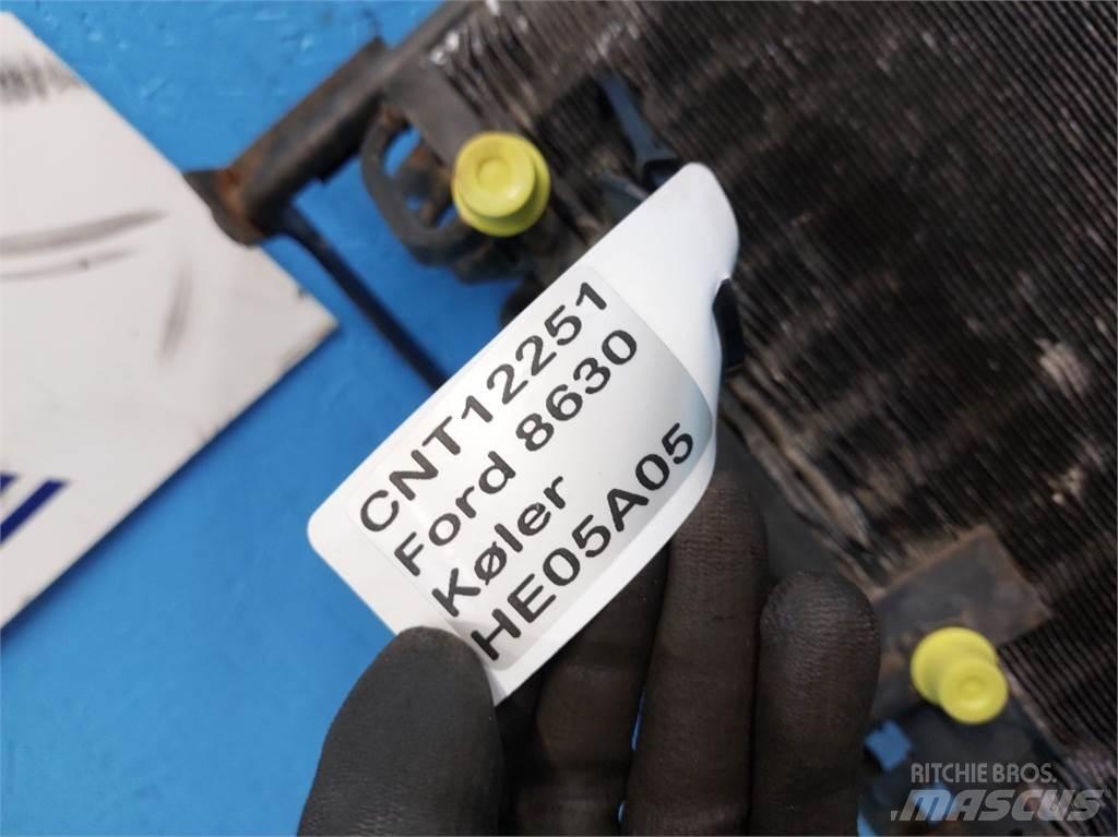 Ford 8630 散熱器/水箱