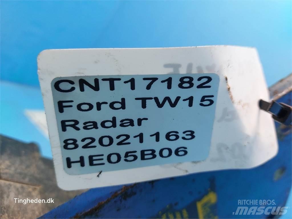 Ford TW15 電子設備