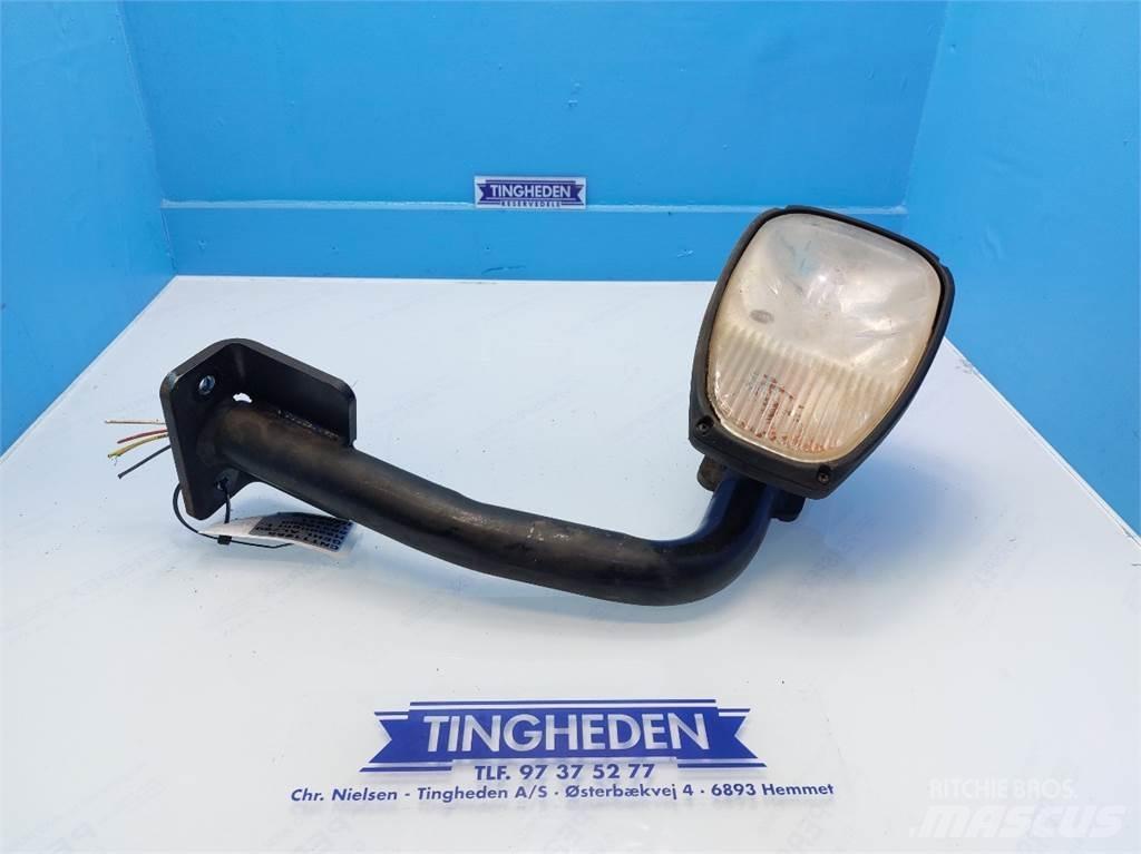 Gehl AL750 電子設備