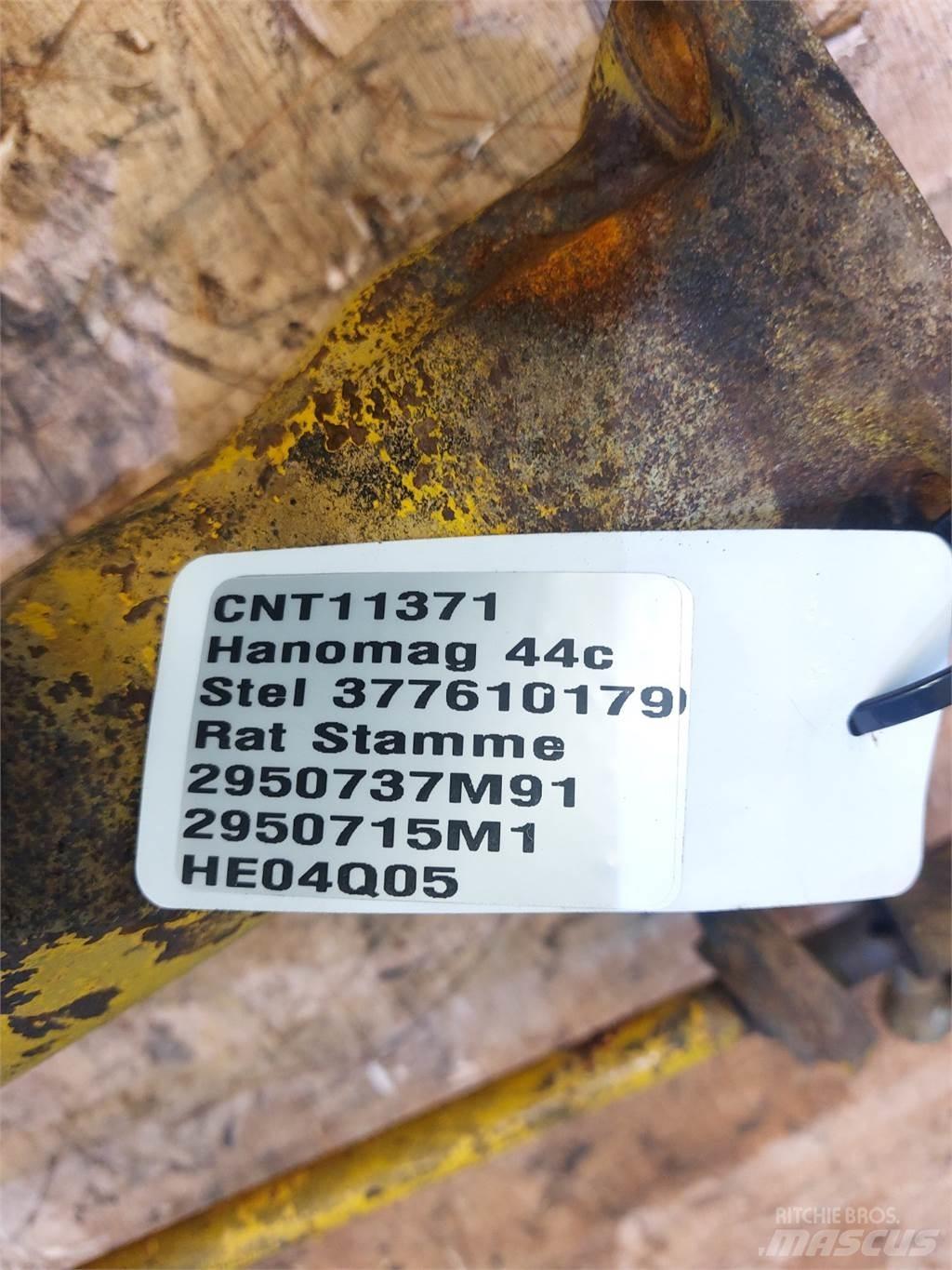  Hannonag 44C 駕駛室與內部