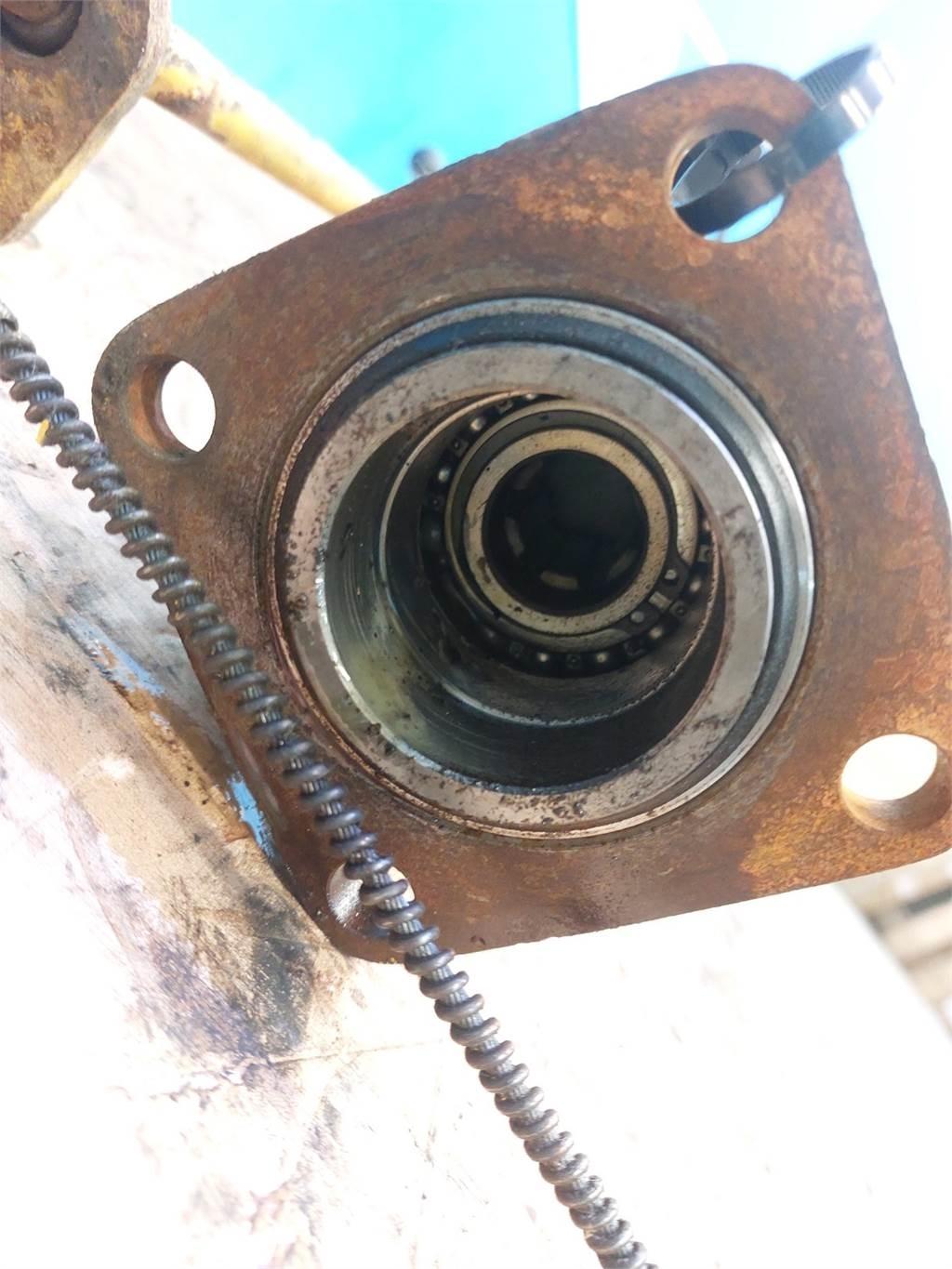  Hannonag 44C 駕駛室與內部