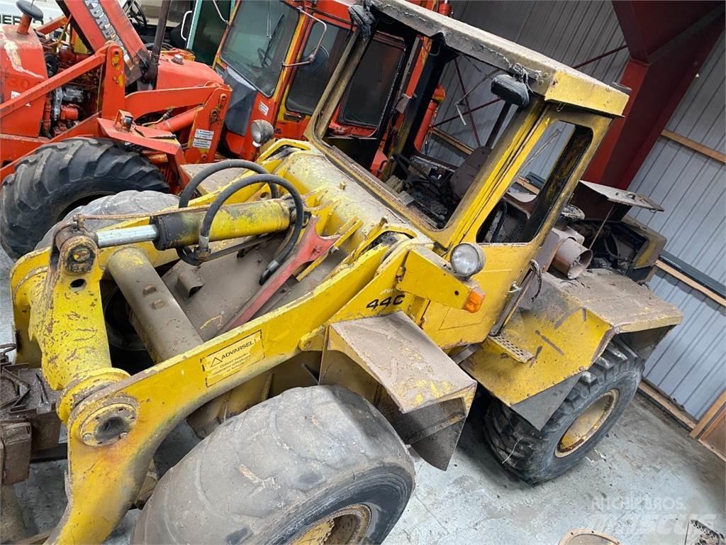 Hanomag 44C 輪胎式裝載機
