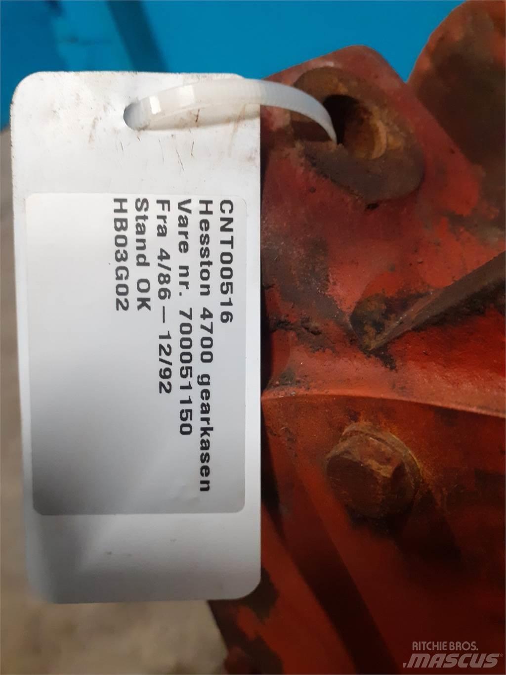 Hesston 4700 傳動裝置