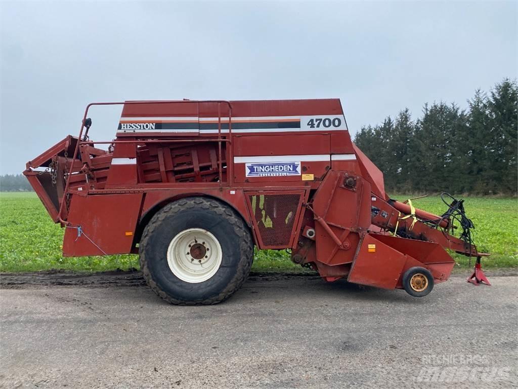 Hesston 4700 方形打捆機