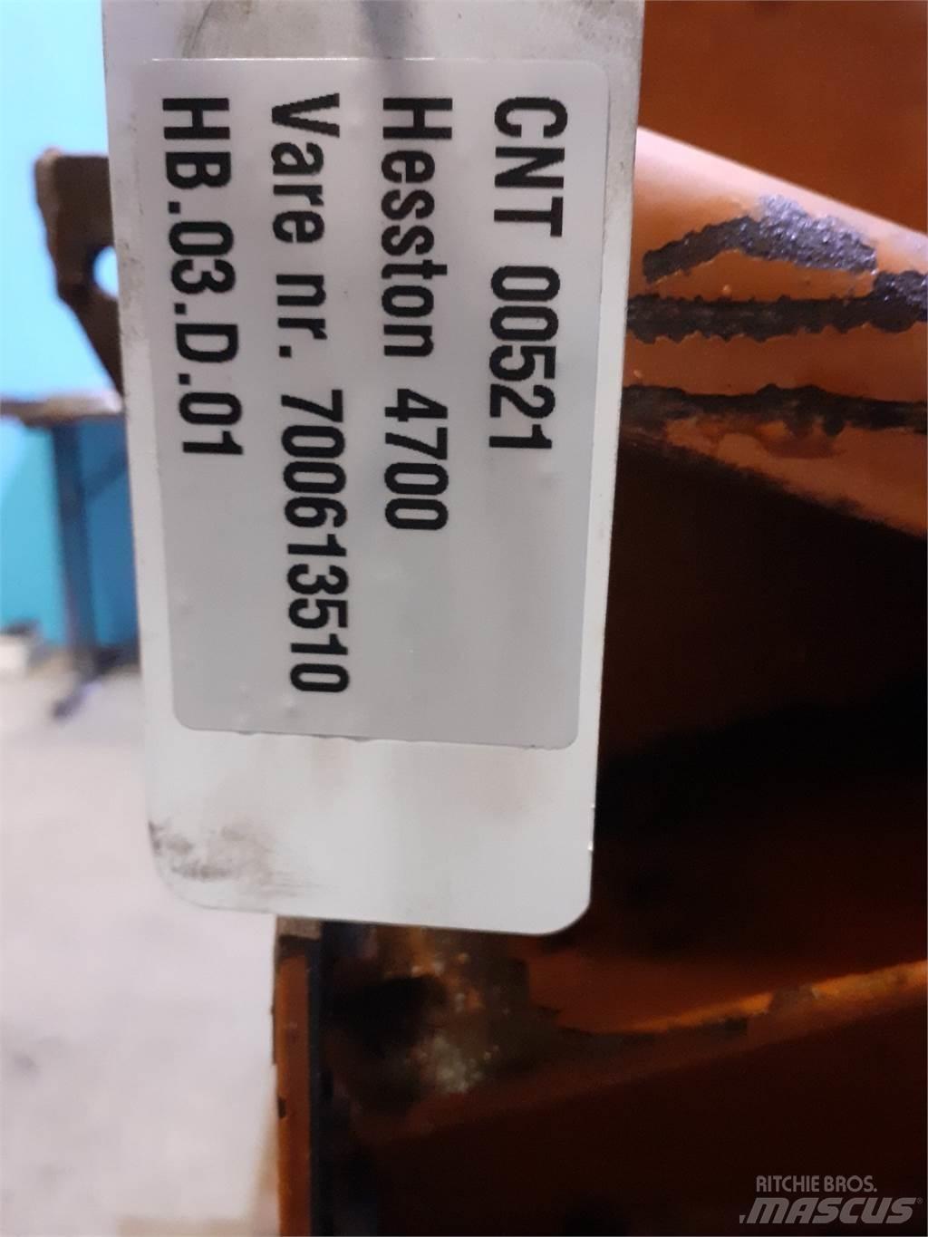 Hesston 4700 其他牧草收穫設備