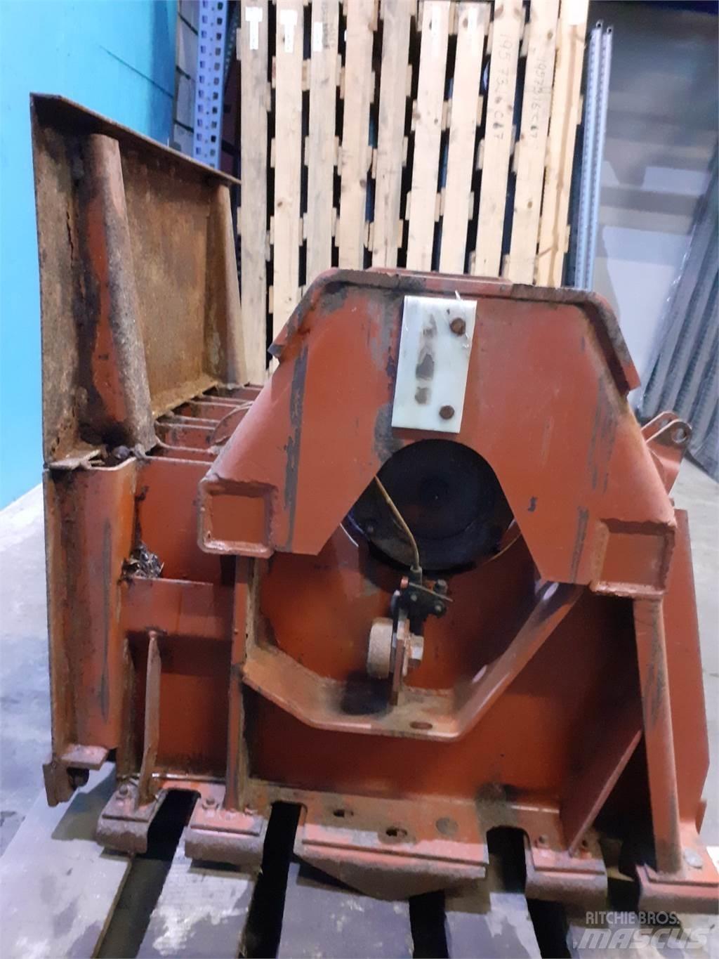 Hesston 4700 其他牧草收穫設備
