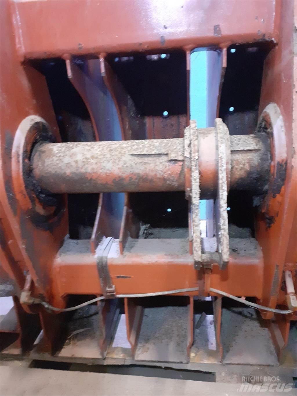 Hesston 4700 其他牧草收穫設備