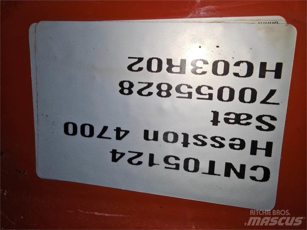 Hesston 4700 其他牧草收穫設備