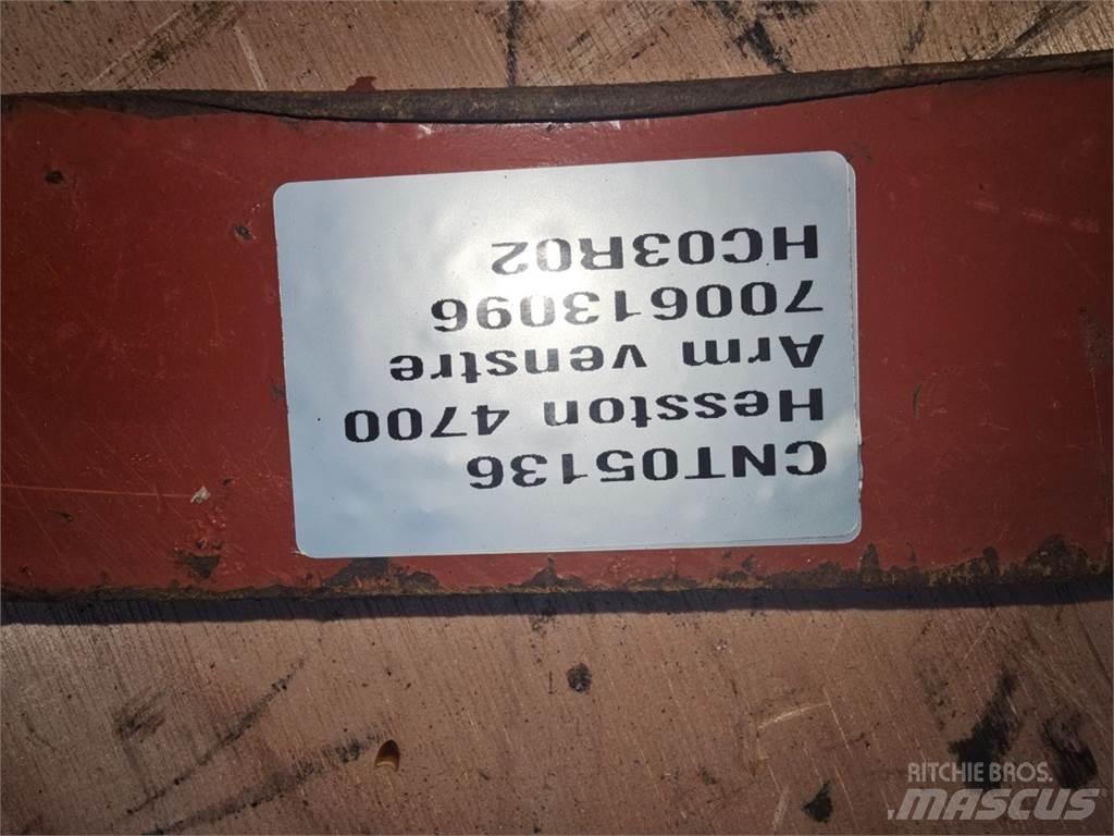 Hesston 4700 其他農業機械