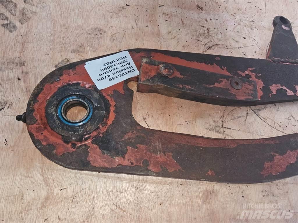 Hesston 4700 其他農業機械