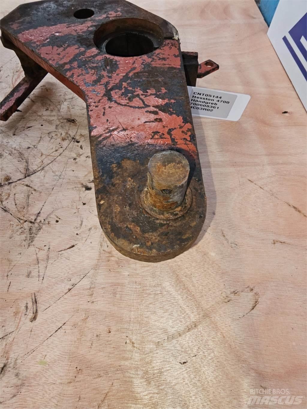 Hesston 4700 其他牧草收穫設備
