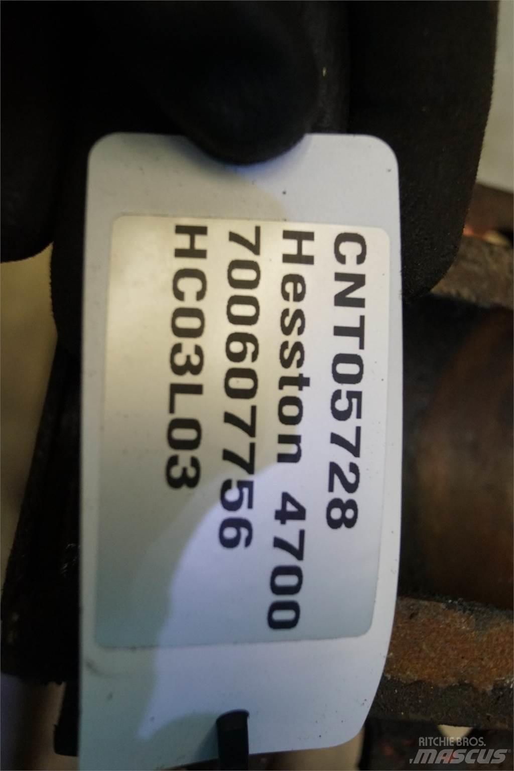 Hesston 4700 其他農業機械
