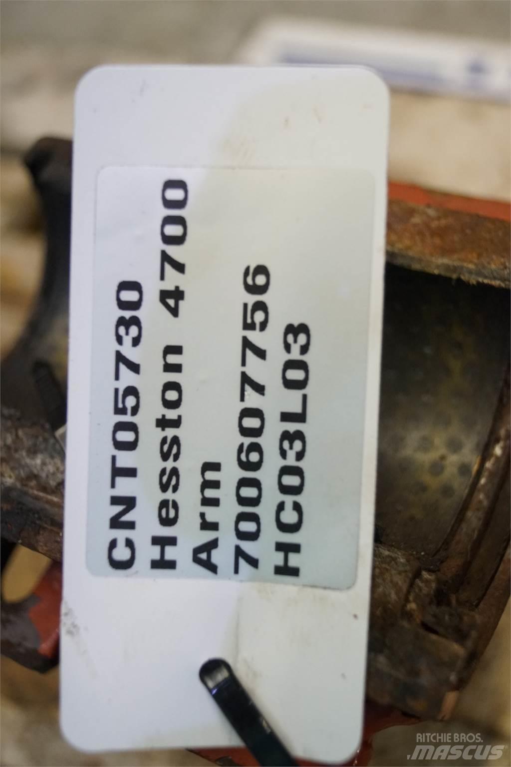 Hesston 4700 其他農業機械
