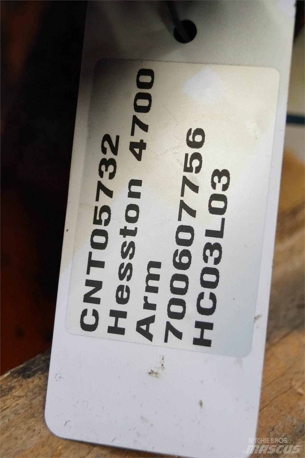 Hesston 4700 其他農業機械