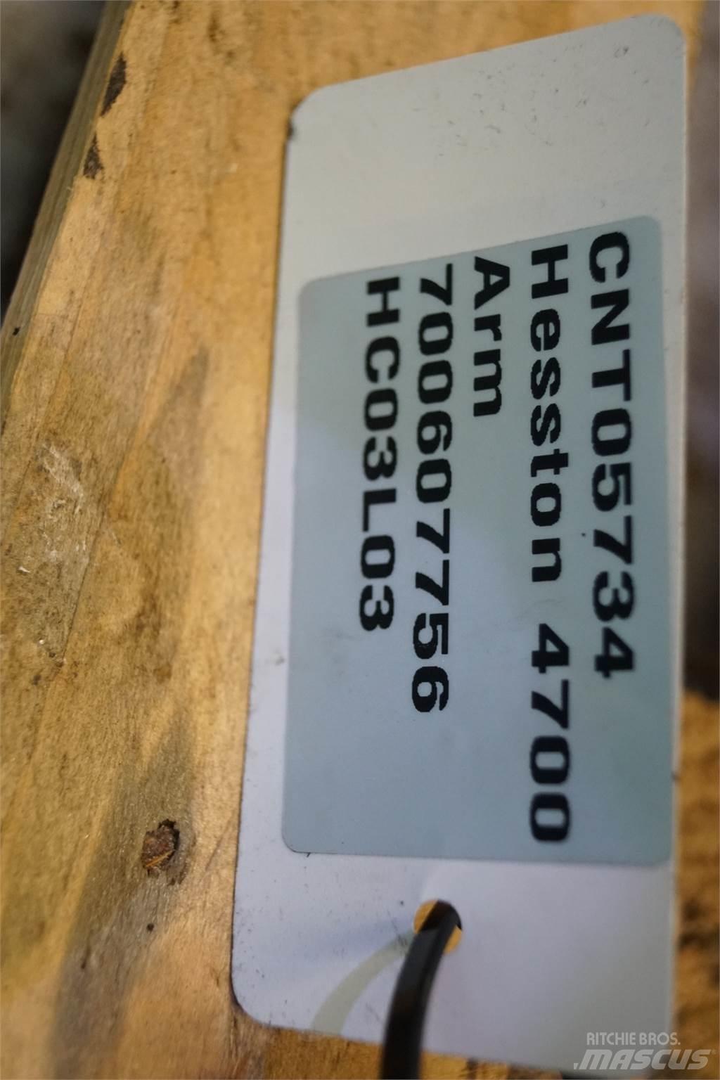 Hesston 4700 其他農業機械
