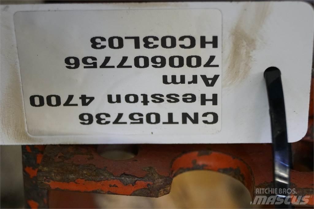 Hesston 4700 其他農業機械