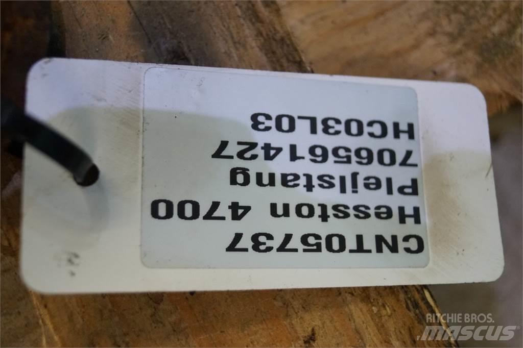 Hesston 4700 其他農業機械