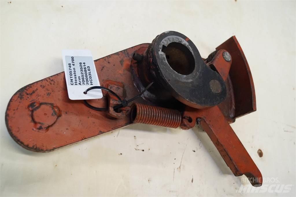 Hesston 4700 其他牧草收穫設備