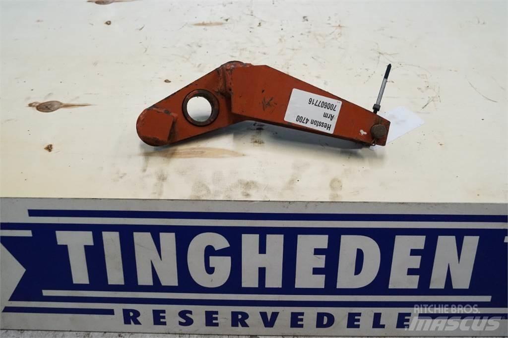 Hesston 4700 其他牧草收穫設備