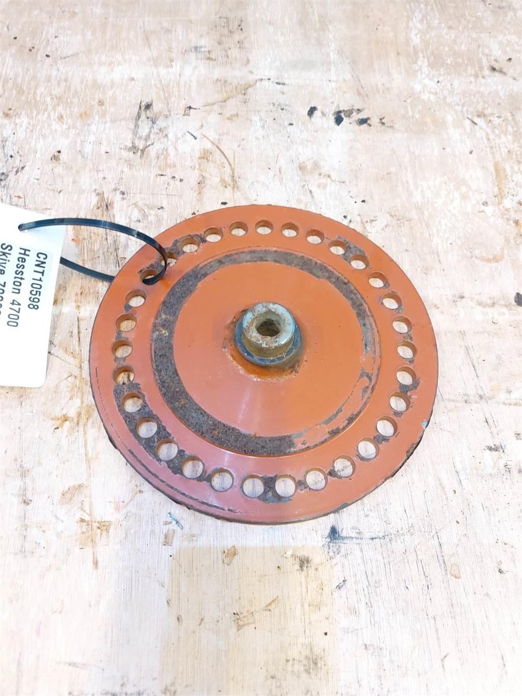 Hesston 4700 其他農業機械