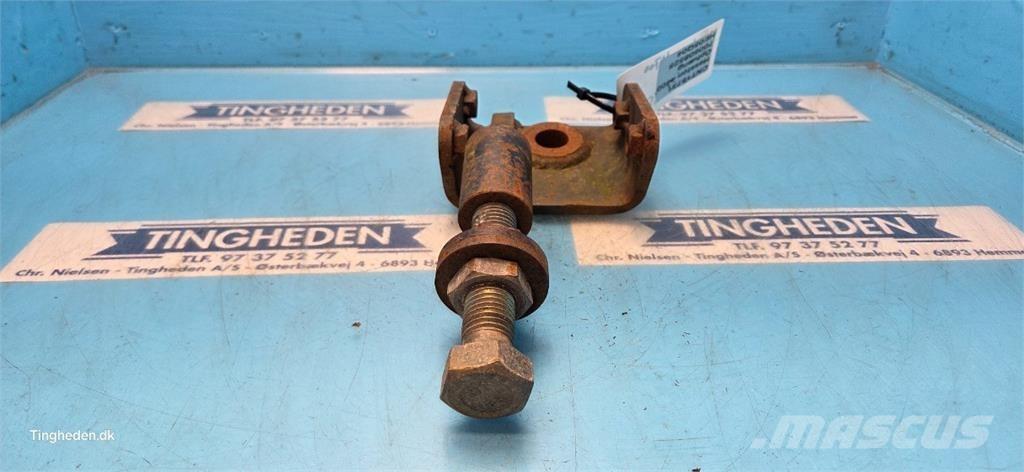 Hesston 4700 其他牧草收穫設備