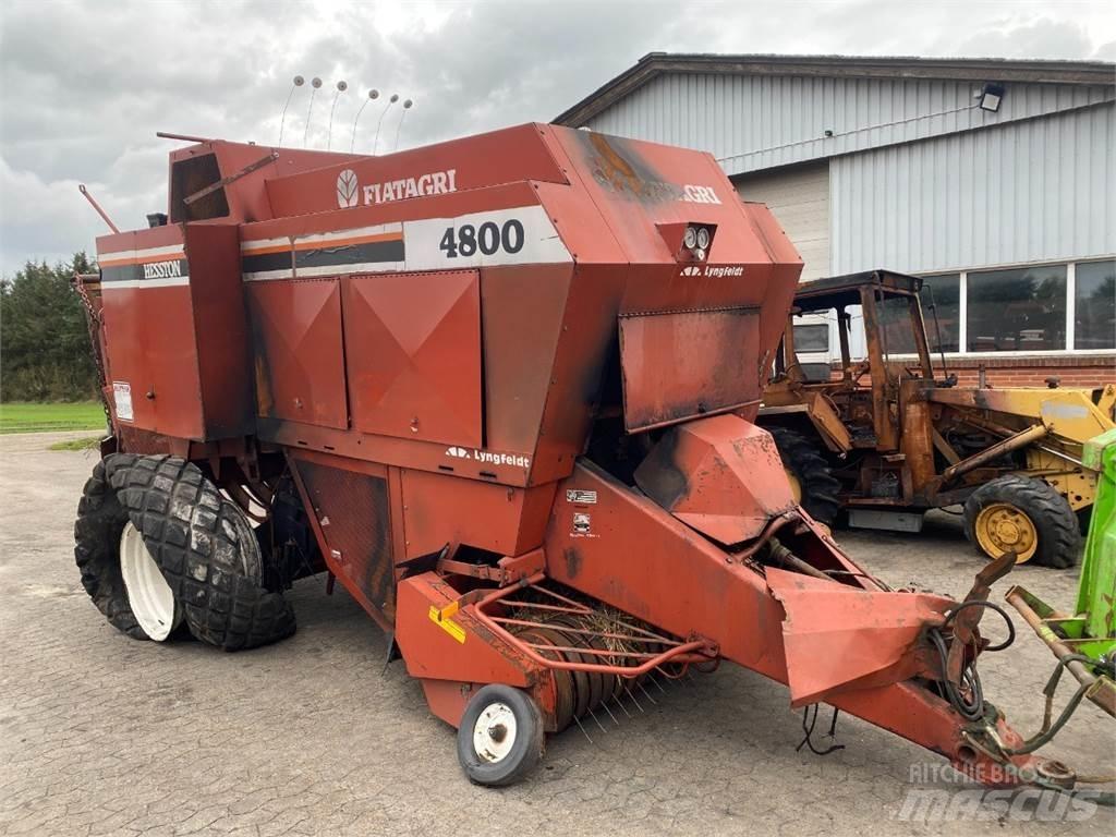 Hesston 4800 方形打捆機
