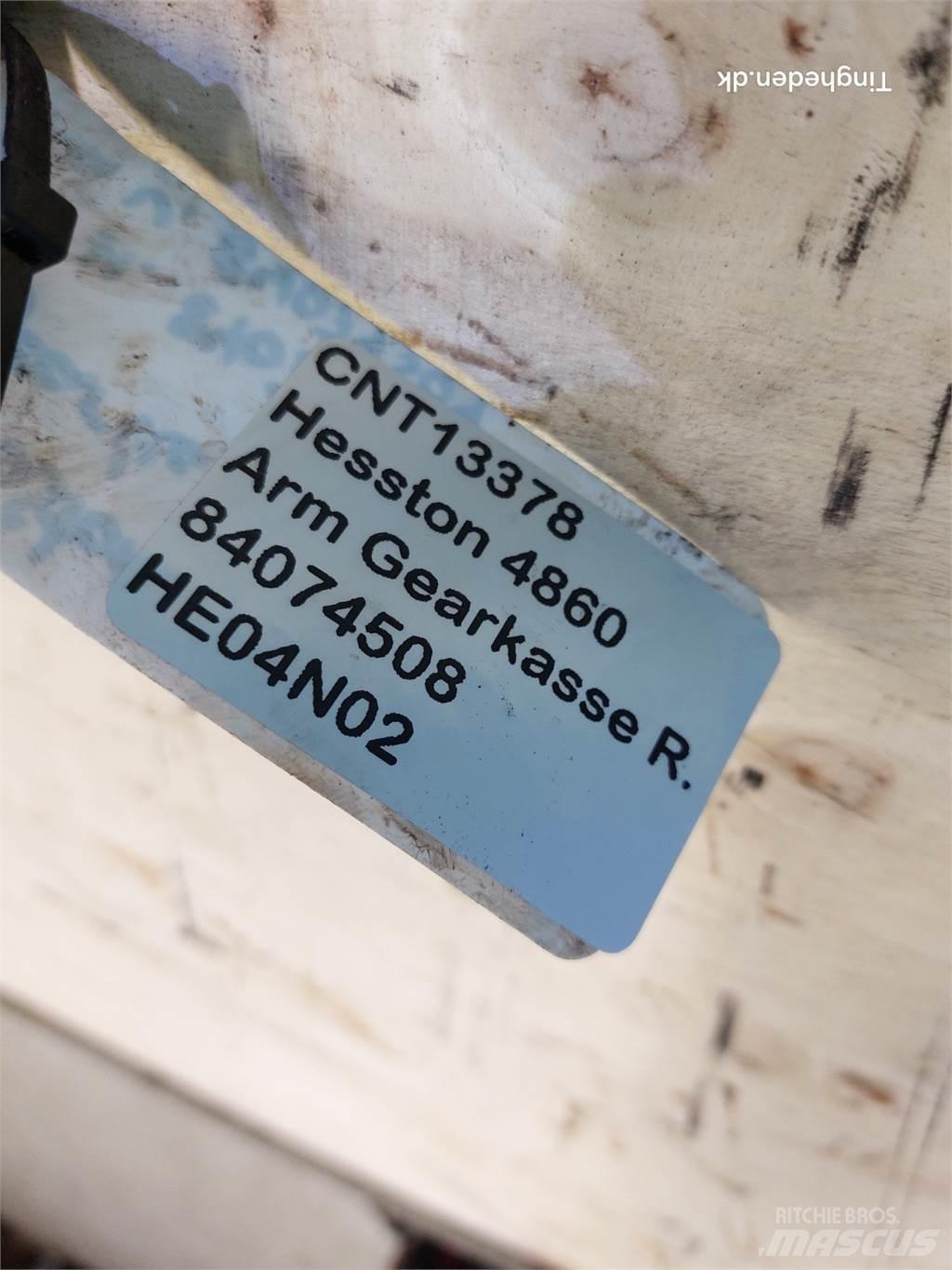 Hesston 4860 傳動裝置