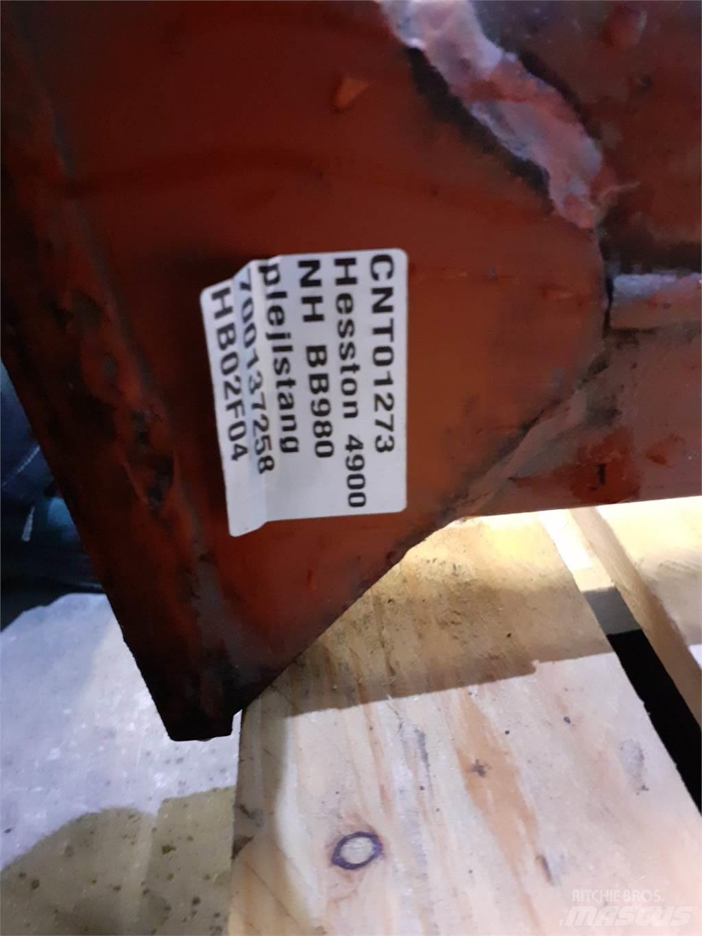 Hesston 4900 其他牧草收穫設備