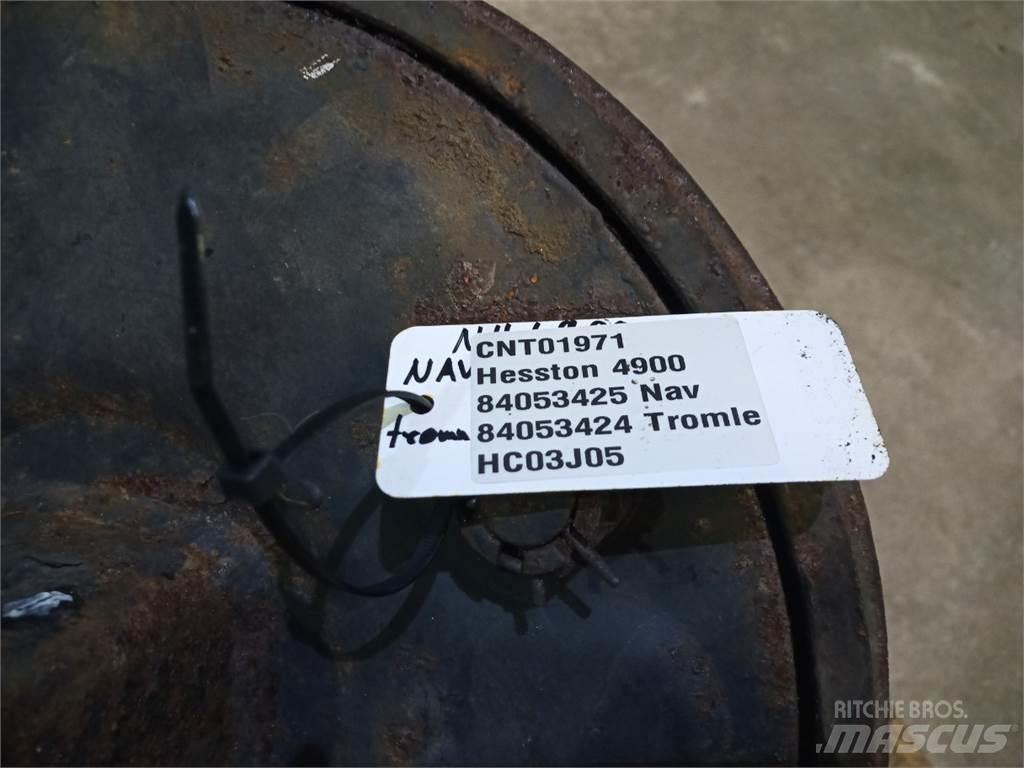 Hesston 4900 軸