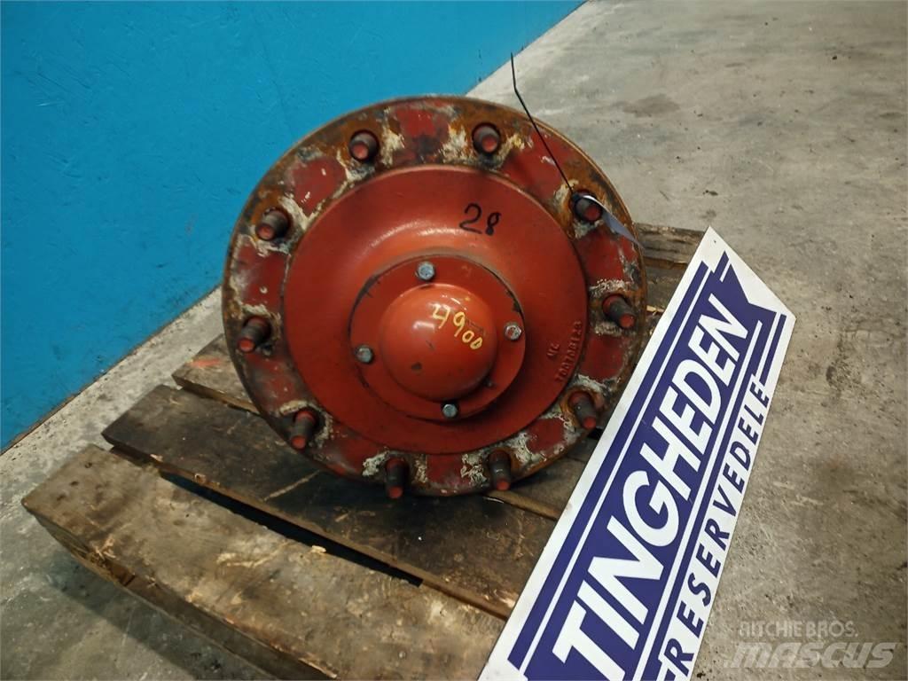 Hesston 4900 軸