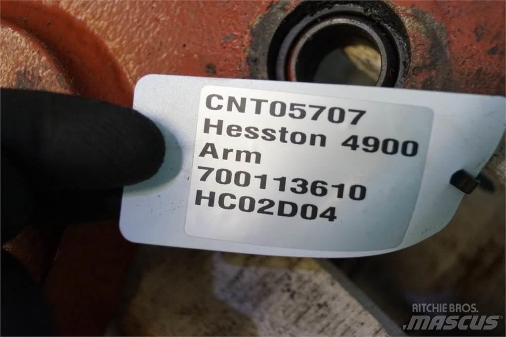 Hesston 4900 貨物鉗車