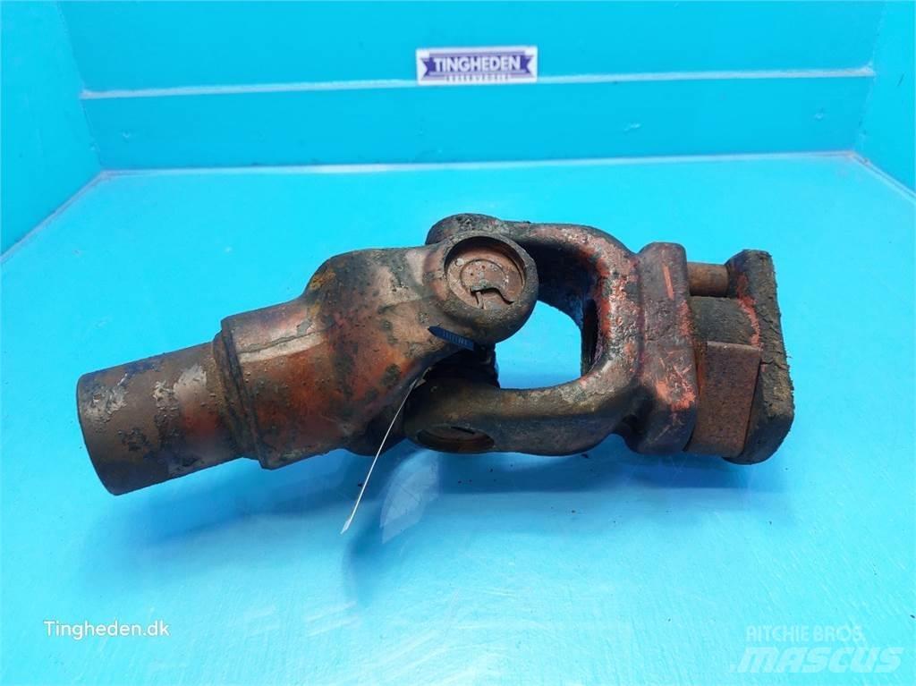 Hesston 4900 傳動裝置