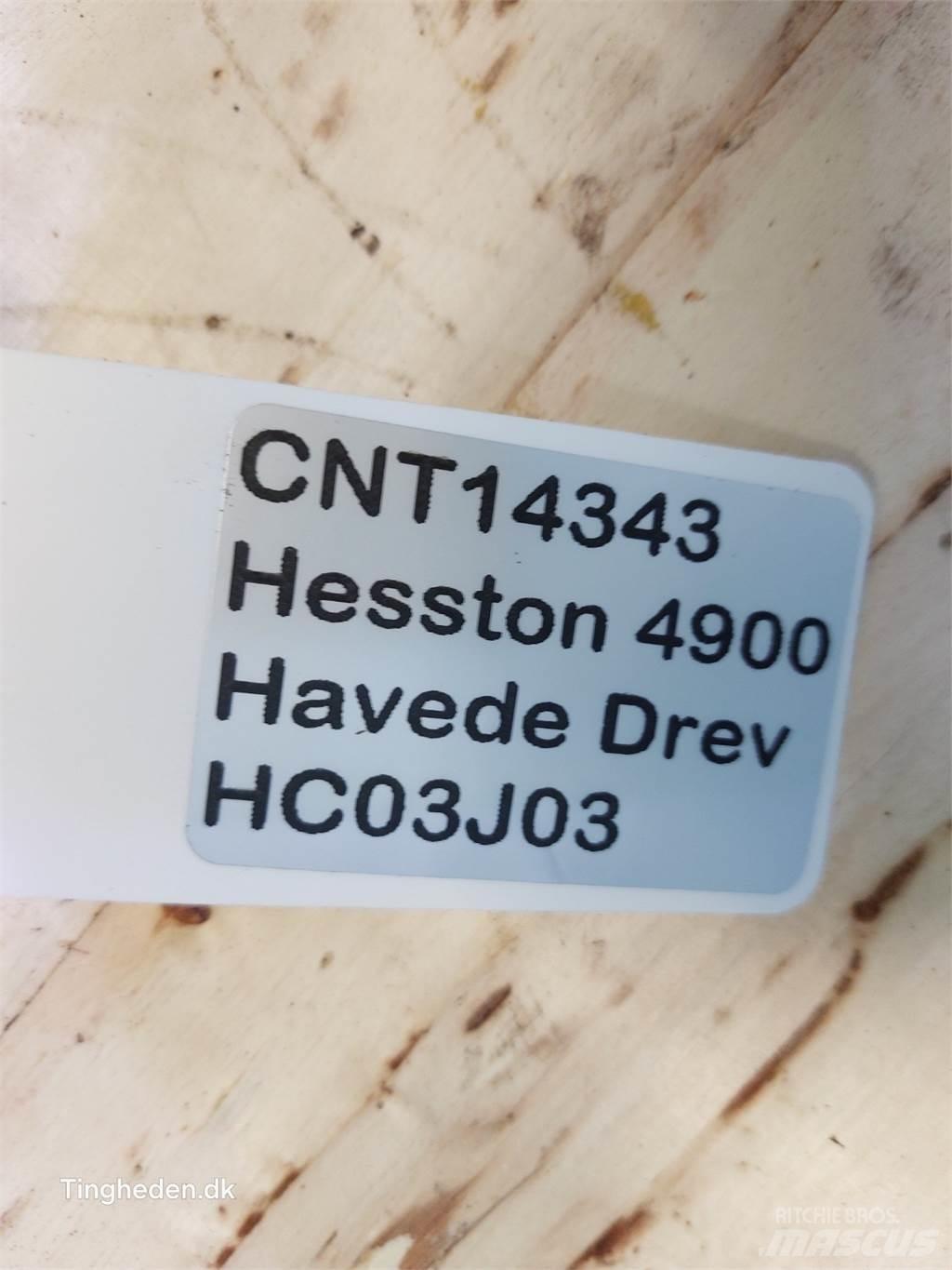 Hesston 4900 傳動裝置