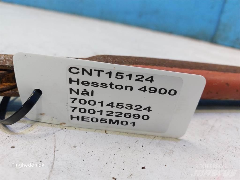 Hesston 4900 其他農業機械